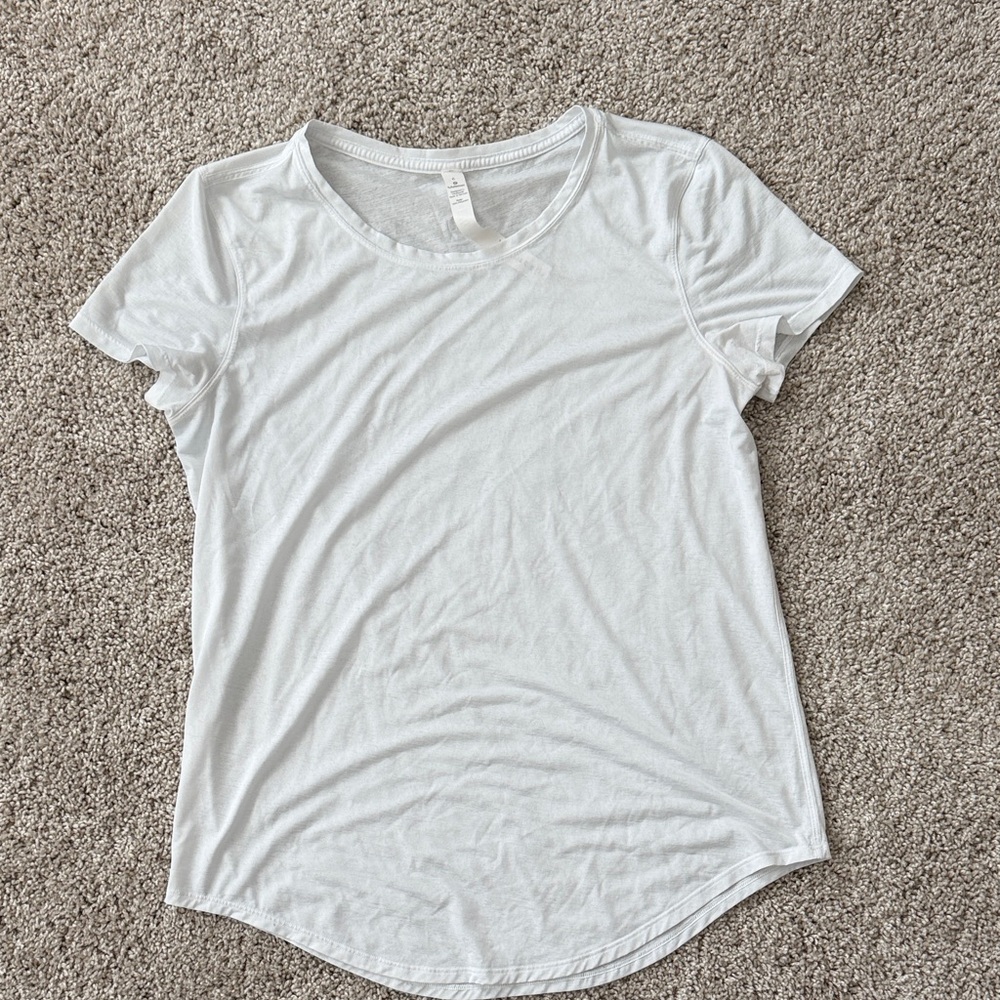 Lululemon Athletica White Short Sleeve Tee